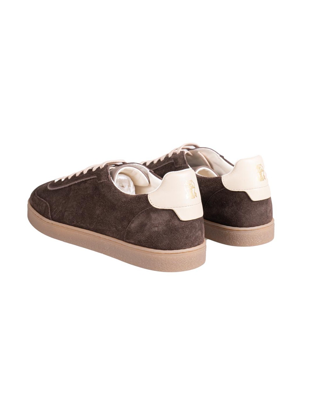 shop BRUNELLO CUCINELLI  Scarpa: Brunello Cucinelli sneakers in camoscio.
Chiusura con lacci piatti in cotone.
Fodera in pelle.
Fondo in gomma.
Composizione: 100% Pelle.
Fabbricato in Italia.. MZUSGGJ336-CRT46 number 3033786